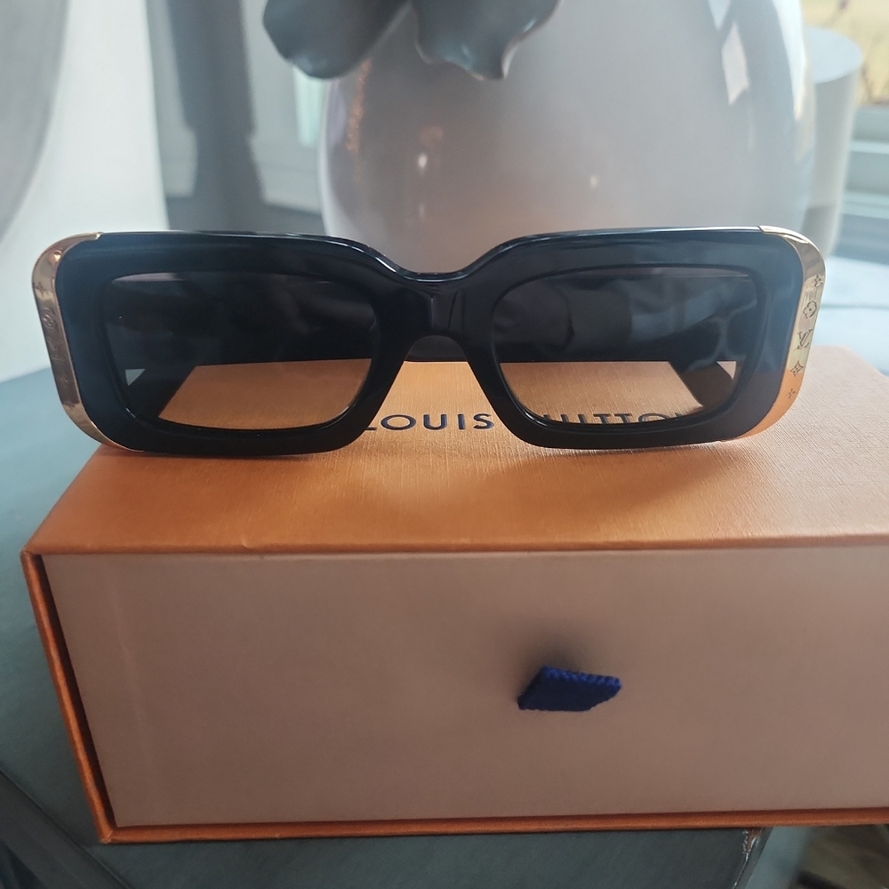 New Louis Vuitton Moon Rectangular Sunglasses